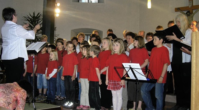 Der Gersbacher Kinderchor war auch bei... wieder voller Hingabe bei der Sache.   | Foto: Rolf Strohm
