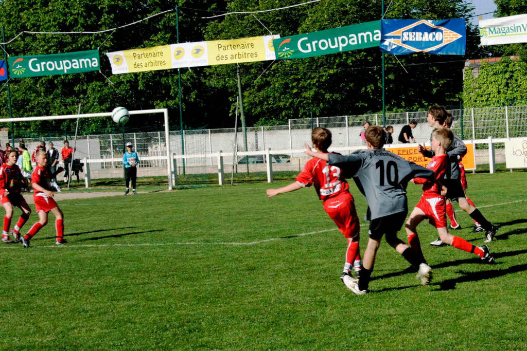 D-Jugend Grafenhausen spielt beim internationalen Jugendturnier in der Partnergemeinde Combrit