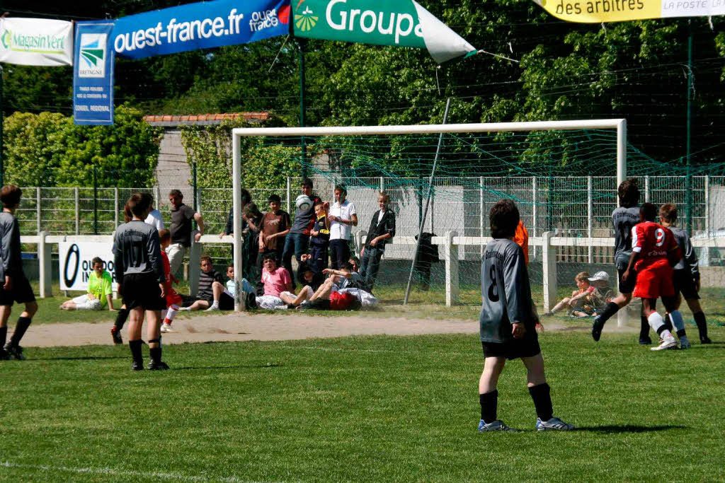 D-Jugend Grafenhausen spielt beim internationalen Jugendturnier in der Partnergemeinde Combrit