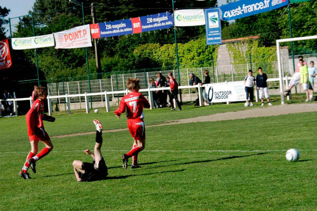 D-Jugend Grafenhausen spielt beim internationalen Jugendturnier in der Partnergemeinde Combrit