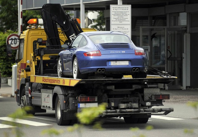 Ein Porsche Carrera, gehoben auf einen...me bei VW.  Nun drcken die Schulden.   | Foto: ddp