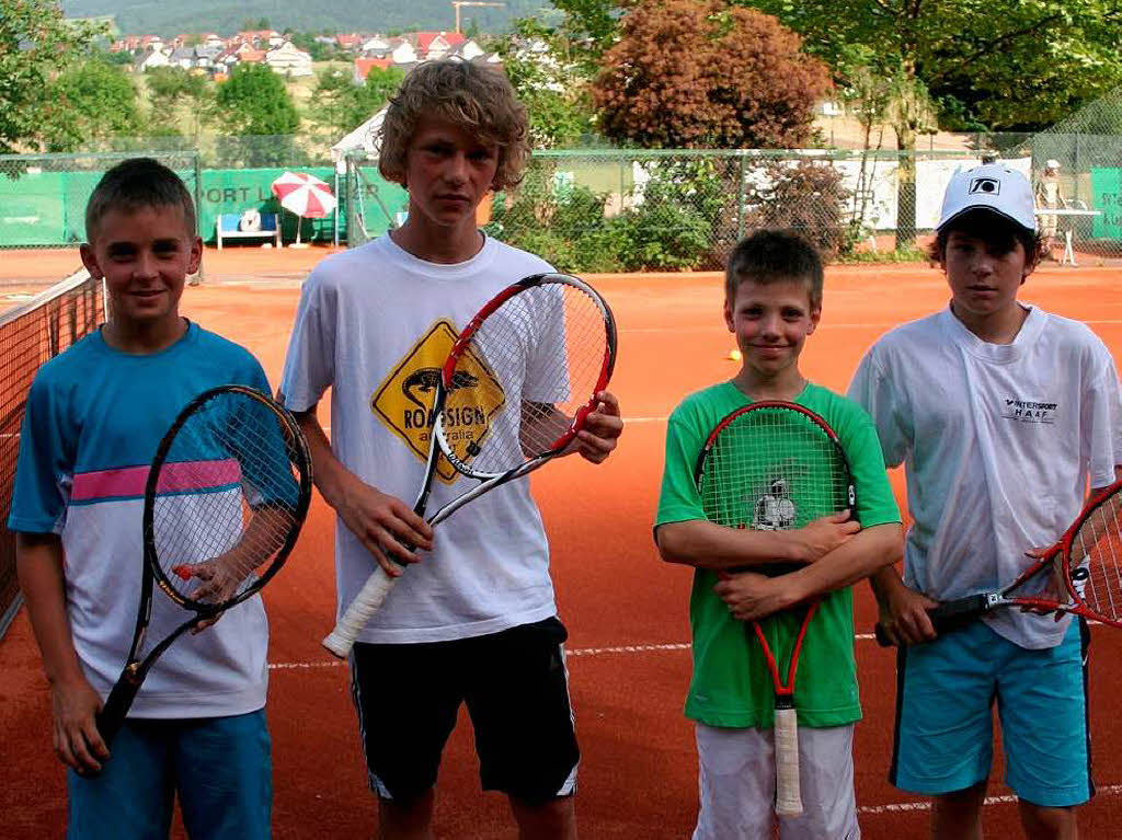 Finale Junioren-Doppel U14, links die Sieger Marcel Rodewald/Till von Winning (TC Bad Sckingen) und die Finalisten Lukas Hoffrichter/Niclas Hug (TC GW Emmendingen/TC Mengen).