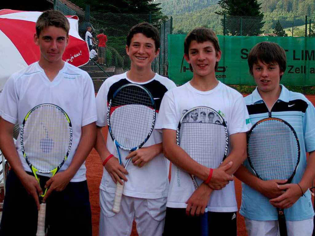 Finale Junioren-Doppel U16/U18, links die Sieger Adrian Sexauer/Etienne Volkmer (TC BW Oberweier) und die Finalisten Dennis Baumgartner/Alexander Flamm (TC Rheinfelden/TC Mengen).