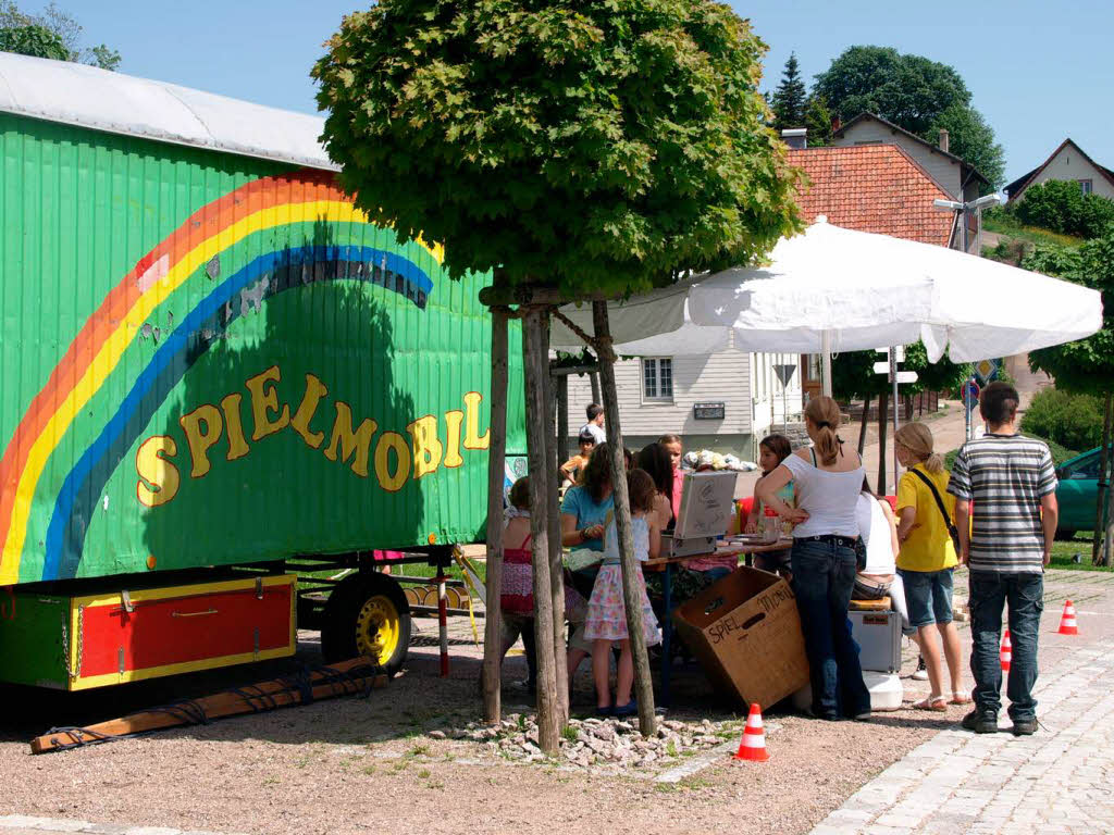 Andrang beim Spielmobil Andrang beim Spielmobil