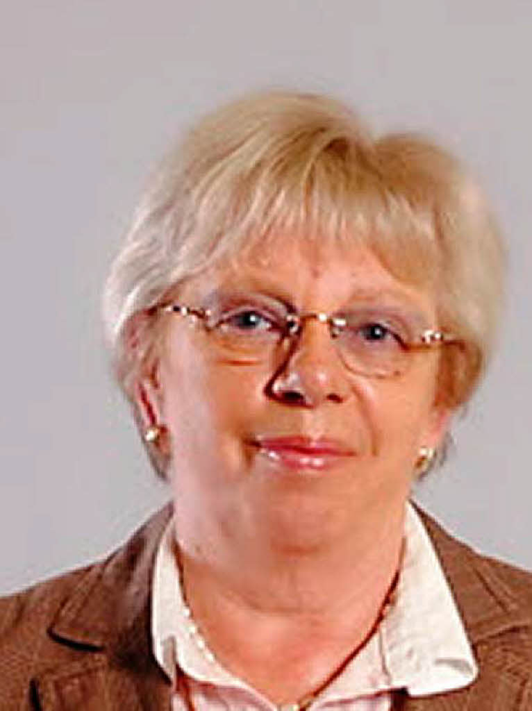 Maria Bayer, 61, Kauffrau