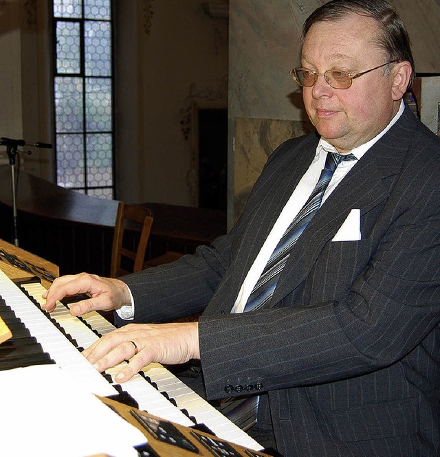 Der Klner Musikwissenschaftler und Ki...herausragende Orgelmusik in Todtmoos.   | Foto:  Hans-Dieter Folles