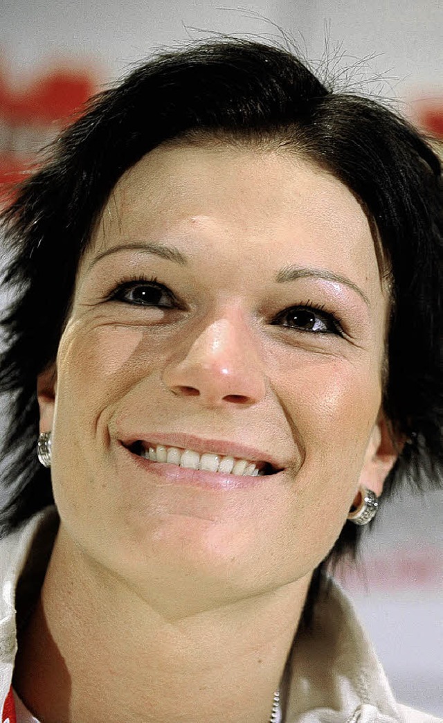 Maria Riesch kommt mit ihrer Schwester...py People&#8220; am 4. Juli nach Wehr.  | Foto: ddp