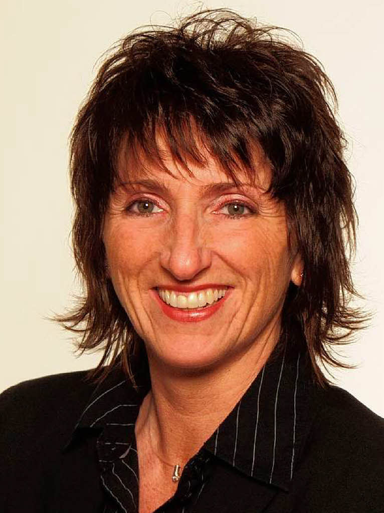 Pia Lach kandidiert für den Gemeinderat Winden. Pia Lach kandidiert für den Gemeinderat Winden.