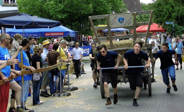 <Bildtext>Viele Zuschauer amsierten s...agenfest in Dittishausen.  </Bildtext>  | Foto: Christa Maier