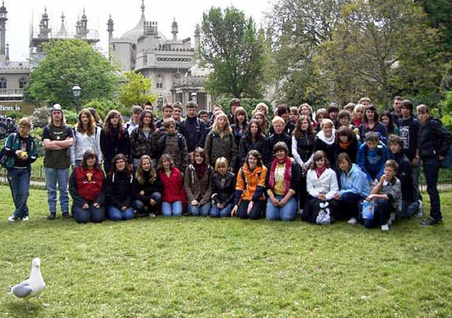 Zu einer einwchigen Studienfahrt weil... der Lffinger Realschule in England.   | Foto: Privat