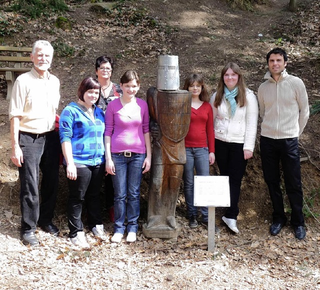 Erste Gesprche auf dem Ritterwanderwe...h, Fernando Mndez (Kastelbergschule).  | Foto: Schule