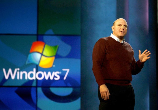 Microsoft-Chef Steve Ballmer will das ... am 22. Oktober auf den Markt bringen.  | Foto: dpa
