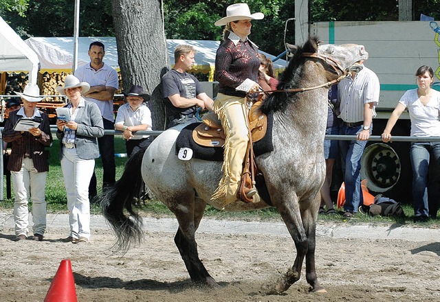 Bei der Disziplin Western Horsemanship... Manver mglichst exakt nachzureiten.  | Foto: Alexander Anlicker