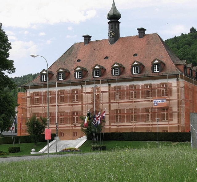 Zwar ist das Rathaus in Mnstertal dur...ade ist indes noch nicht entschieden.   | Foto: Manfred Lange