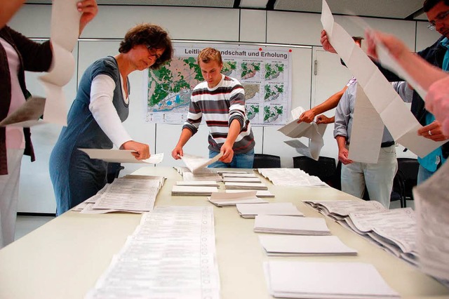 Um 18 Uhr ging es an Stimmenauszhlen  | Foto: Pascal Waldszus