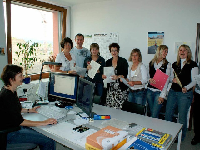 EDV-Leiterin Elke Auer und ihr Team im...i der Ermittlung  des Wahlergebnisses.  | Foto: hans-jrgen trul