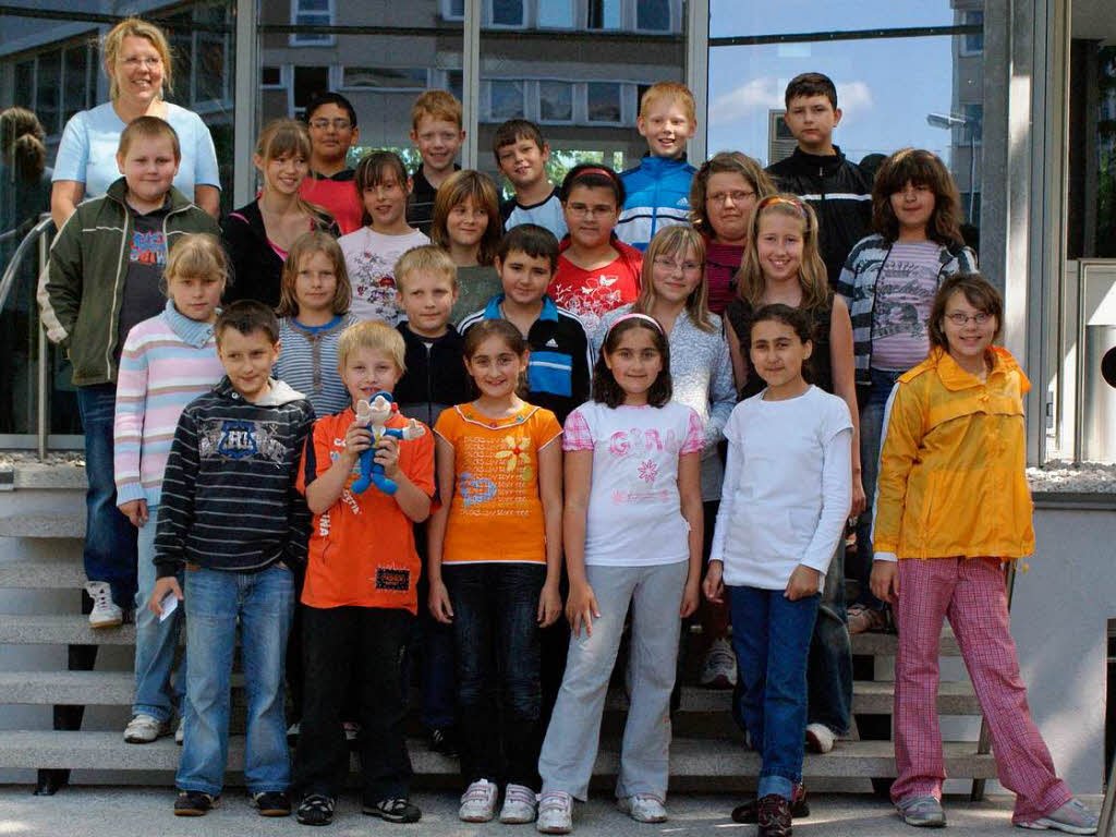 Die Klasse 4a der Schutterlindenbergschule aus Lahr mit ihrer Lehrerin Frau Peppekus.
