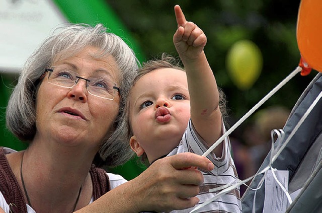 Verhandlungssache: Groeltern wollen i...reizeit nicht nur die Enkel betreuen.   | Foto: Donner