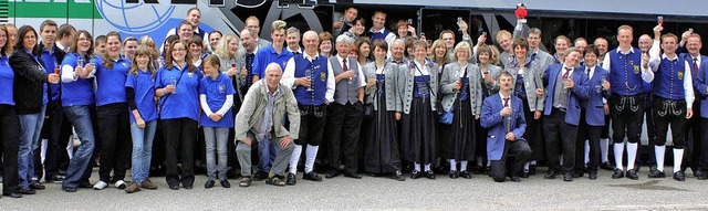 Prosit: Herzlich war das Zusammentreff...hrem Frhschoppenkonzert begeistert.    | Foto: heiner Fabry