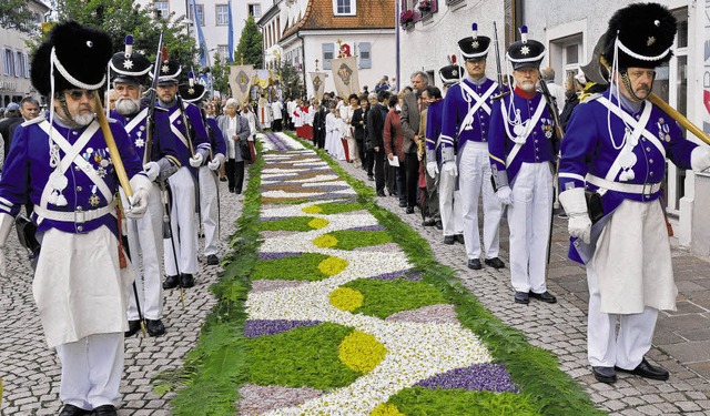 Viel Bltenpracht war zum Fronleichnamsfest in Hfingen zu bewundern.     | Foto: Roland Sigwart