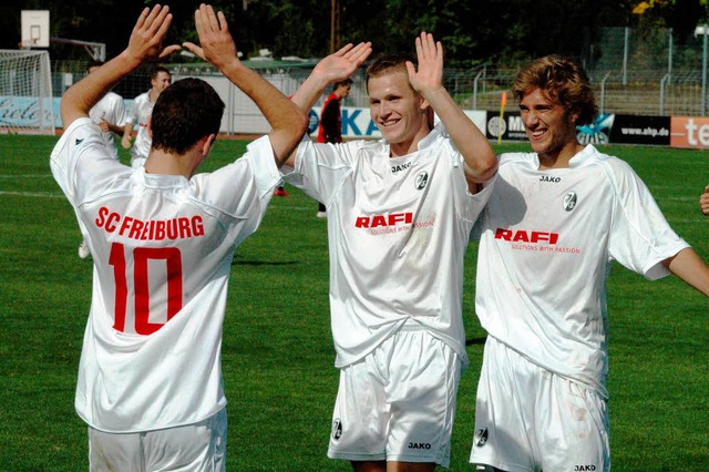 Die U19-Junioren des SC Freiburg sind ... Jonathan Schmid und Squipon Bektasi.   | Foto: <Bildnachweis>Claus Zimmermann</Bildnachweis>