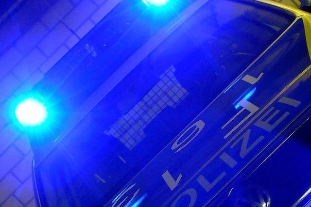 Polizei besttigt Brandanschlag auf Einsatzwagen