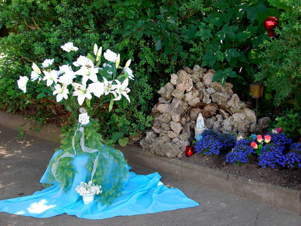 Kleiner Marienaltar am Prozessionsweg