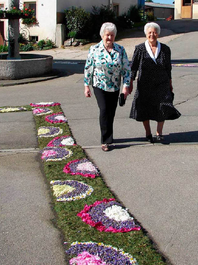 Kirchenbesucherinnen Helene Oschwald (links) und Anna Gnsler.