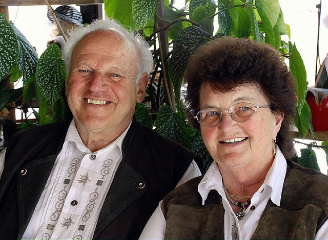 Nach 50 Jahren Ehe  kein bisschen ehemde: Hildegard und Walter Kaiser.   | Foto: Wolfgang Kaiser