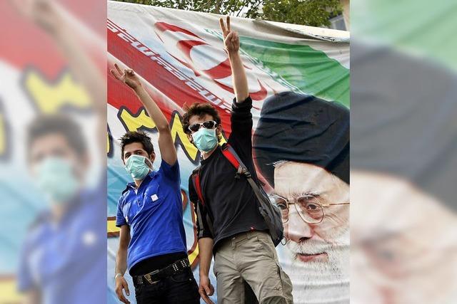 Sgen am Stuhl Khameneis