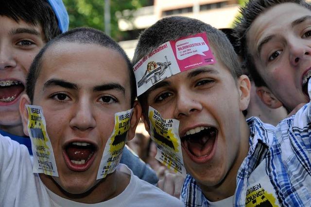 Fotos: Schler- und Studenten-Demo in Freiburg