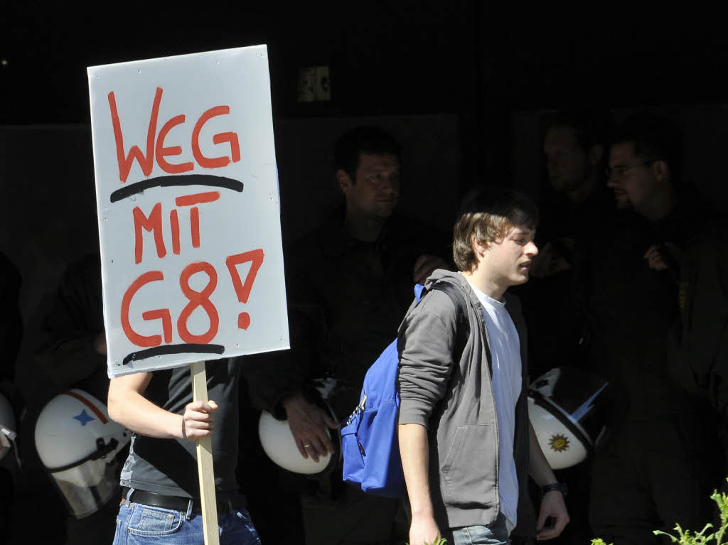 Schler und Studenten demonstrierten in Freiburg gegen die aktuelle Bildungspolitik.