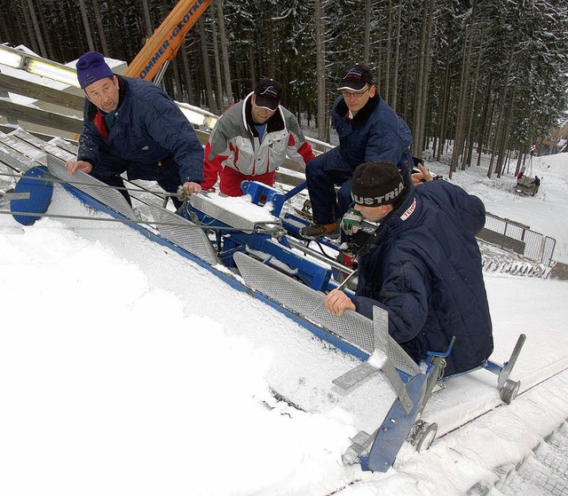 Der Spurschlitten soll knftig  selbst...as Schanzenteam eine Khlung einbauen.  | Foto: Sebastian Barthmes