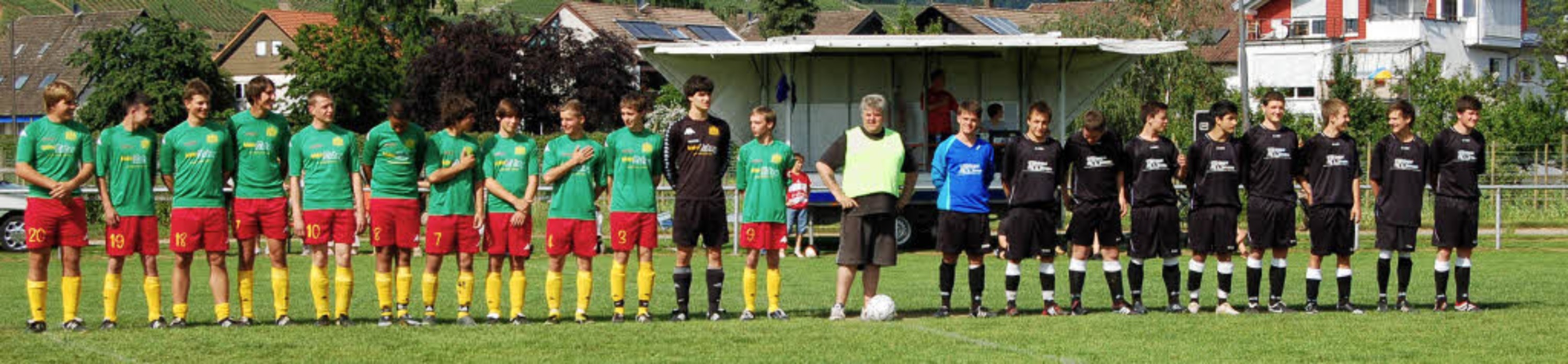 Fußballmeister der Buchholzer Vereine ...e Gruppen  sowie der TTC  Suggental.    | Foto: Christian Ringwald