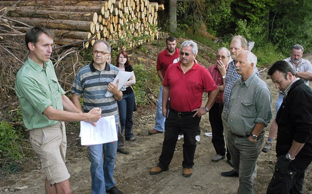 &#8222;Wo gehobelt wird, fallen Spne&...dnis  fr die  Arbeit  des Forstes.     | Foto: Robert  Bergmann