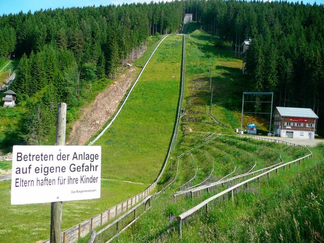 Die Hochfirstschanze als Bhne fr eine Operettenauffhrung?  | Foto: Peter Stellmach