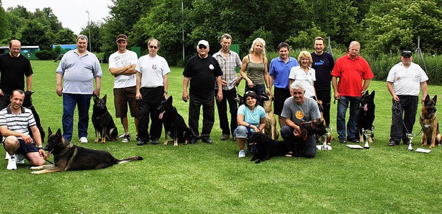 Hunde und Hundefhrer zeigten in Endingen gute  Leistungen.  | Foto: Privat