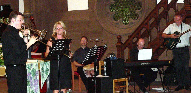 Musiklehrkrfte des THG beim Benefizko...ie Aula des Theodor-Heuss-Gymnasiums.   | Foto: Georg Diehl