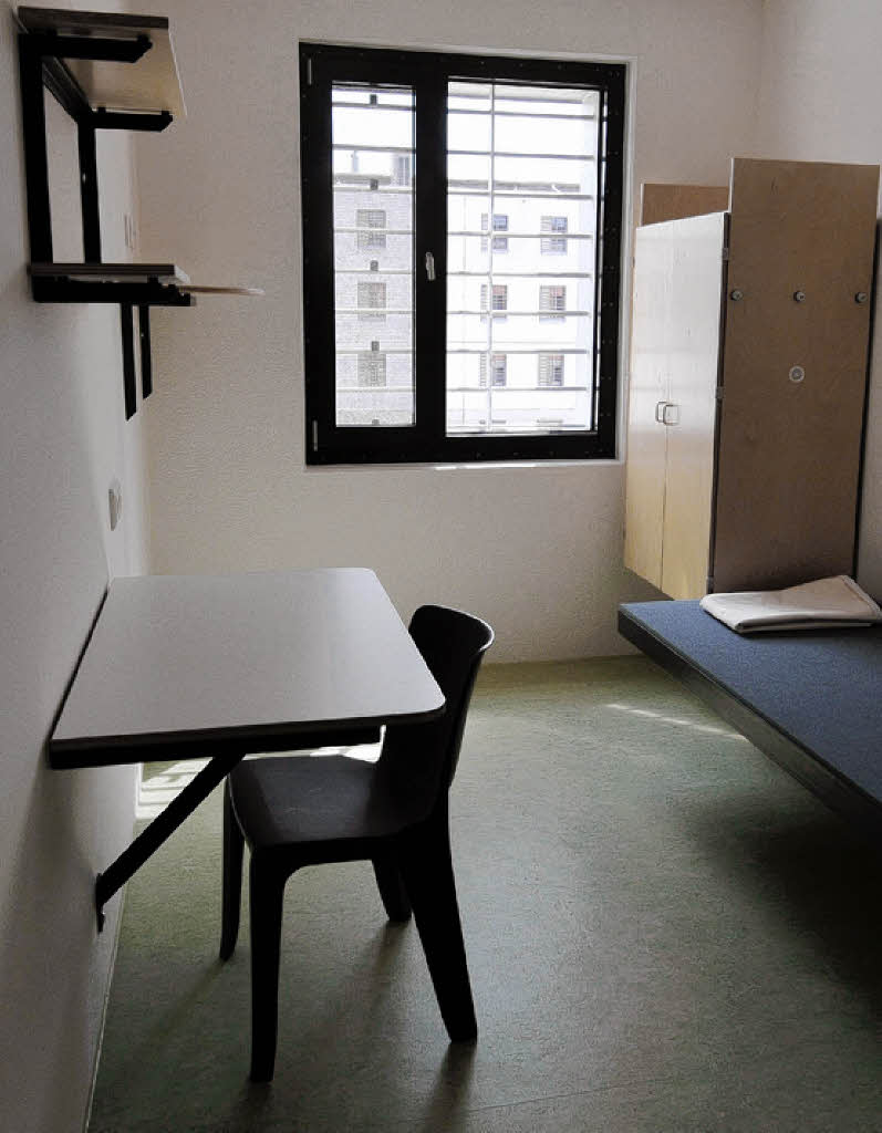 Ein Gefängnis mit Startproblemen Südwest Badische Zeitung