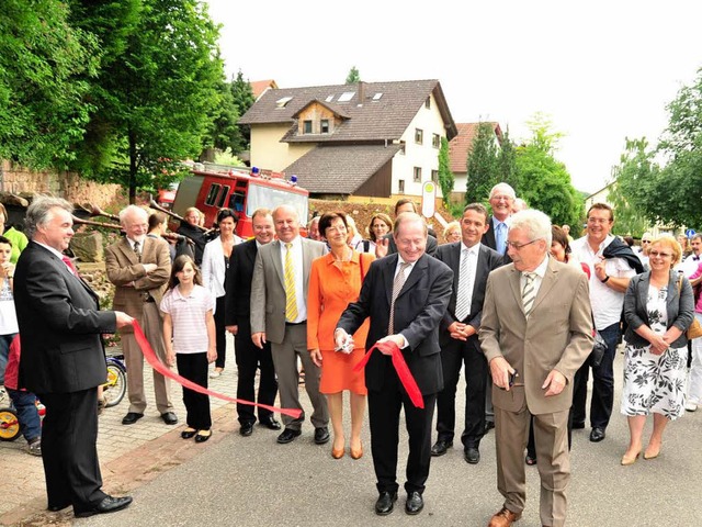 Im Anschluss an den Festvortrag wurde die Gaukllerstrae erffnet.  | Foto: Dieter Erggelet