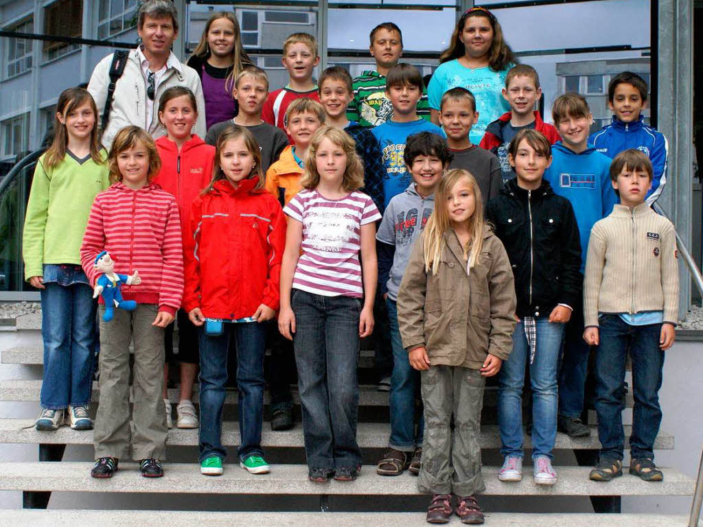 Die Klasse 4 b der Grundschule Sasbach mit ihrerm Lehrer Herr Mller.