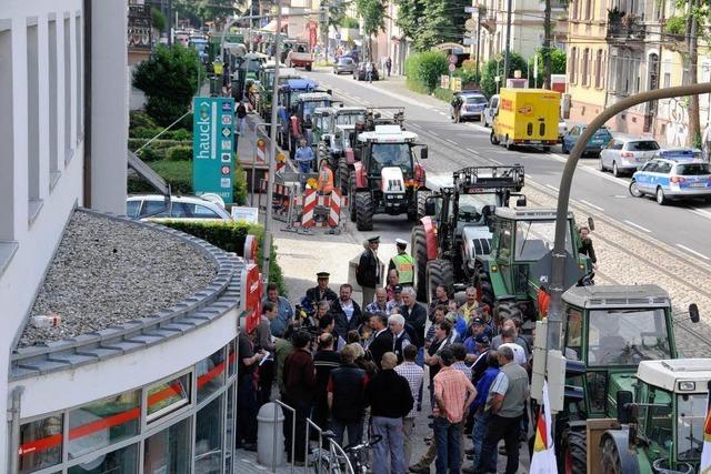 Drhnender Protest in der Freiburger Innenstadt