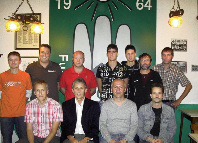 Der Vorstand des FC Prechtal: (hinten ...Schill, Martin Herr und Alexander Kuhn  | Foto: Nikolaus Bayer