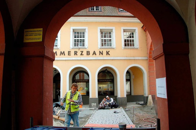 Die Fugngerzone ist erffnet, die Ar...tadttors laufen weiter auf Hochtouren.  | Foto: Sylvia-Karina Jahn