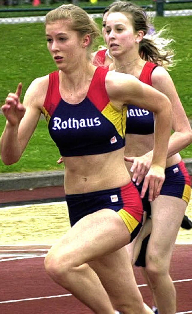 Sprint-Duell ber 100 Meter: Anna-Lena Siebert (links) und Kerstin Braun  | Foto: Heiler