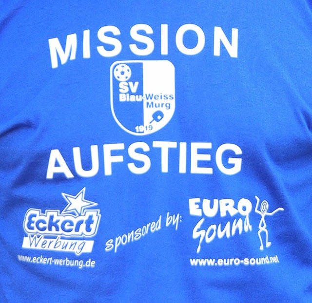 Mission possible: die 25fache Botschaft des SV Blau-Wei auf stolzer Fanbrust   | Foto: DIETSCHE