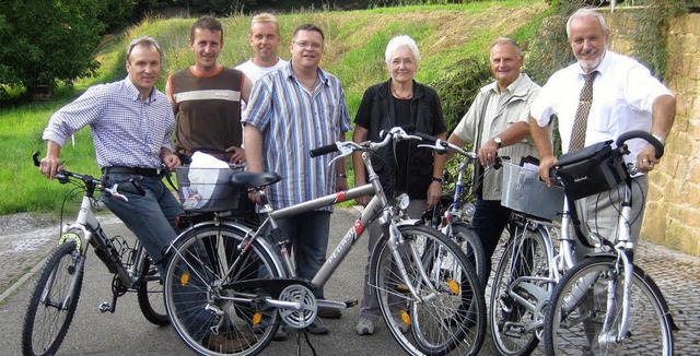 Die Jury des Herbolzheimer Blumenschmuckwettbewerbs auf ihrer Bewertungstour.  | Foto: Privat