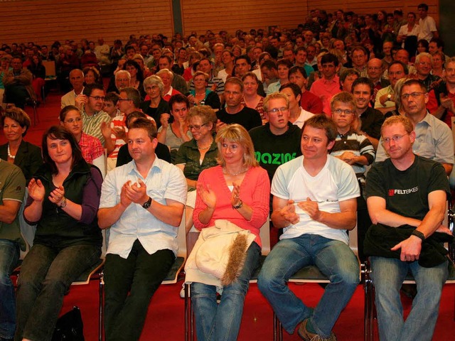 Mehr als 500 Zuhrer wollten die vier ...ster-Kandidaten aus der  Nhe erleben.  | Foto: Dieter  Maurer
