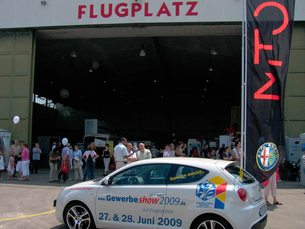 Die Gewerbeshow 2009 mit Flugplatzfest im Gewerbepark Breisgau