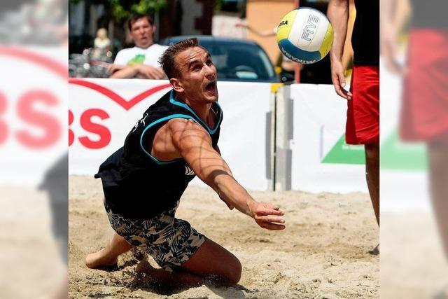 Beach-Volleyball in der Offenburger City